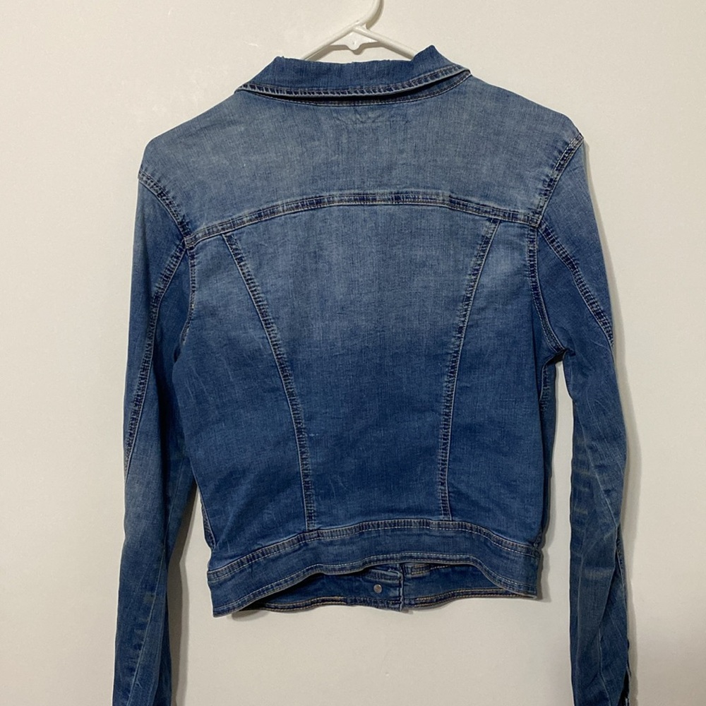 Maurice’s Women’s Denim Button Up Jacket Size Medium - Picture 3 of 3
